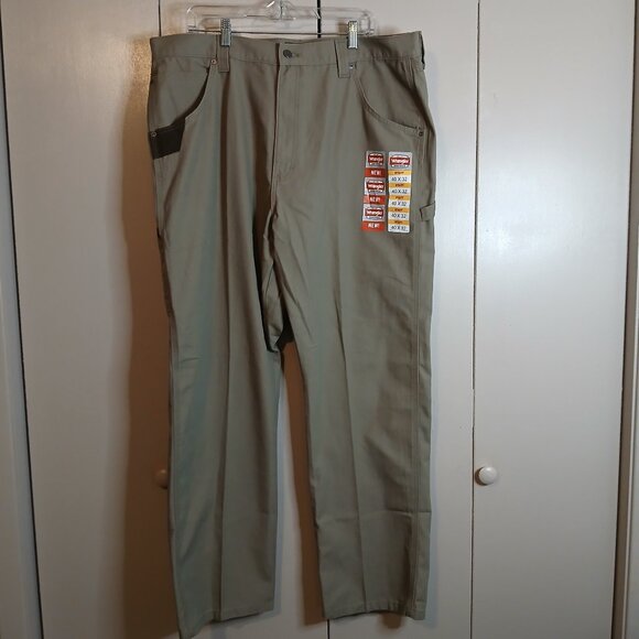 NWT Wrangler Workwear Utility Pockets Tan 40X32 (0344P2) - Picture 1 of 10